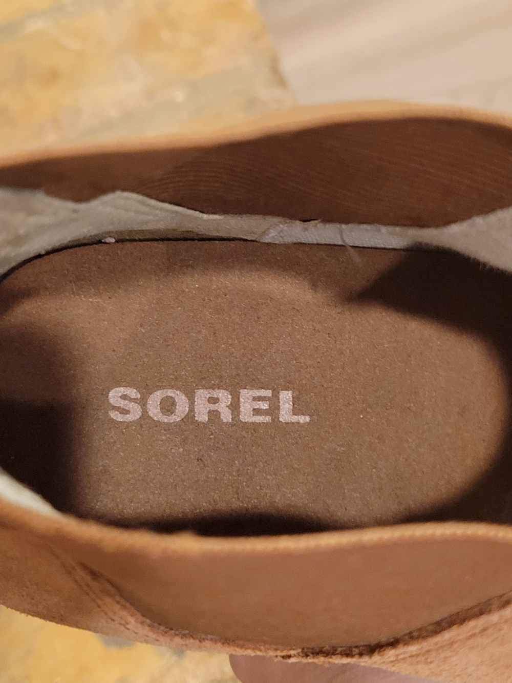 Sorel Women's Tan Suede Chelsea Winter Boots - Picture 5 of 6